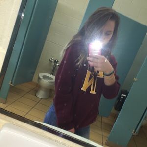 Meet your Posher, Moira